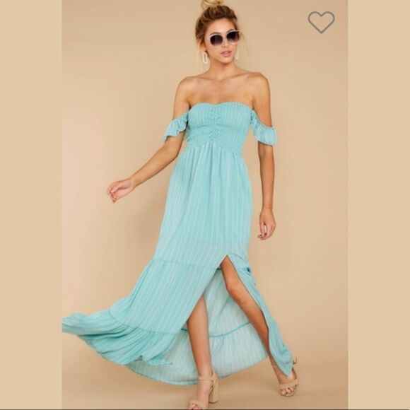 ✨ Red Dress Boutique ABOVE AVERAGE AQUA STRIPE MAXI DRESS✨ - Picture 1 of 11